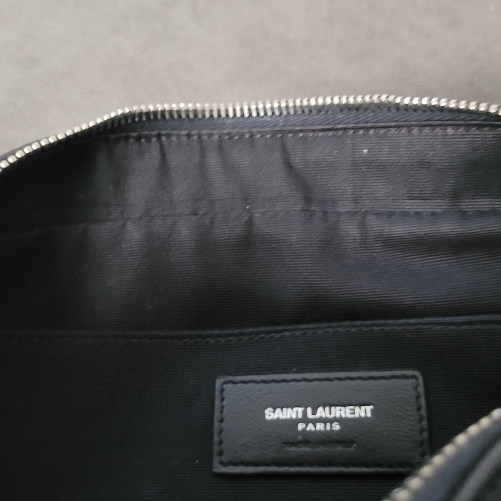 YSL Yves Saint Laurent Navy blue lou lou tassle camera bag - Picture 4 of 11